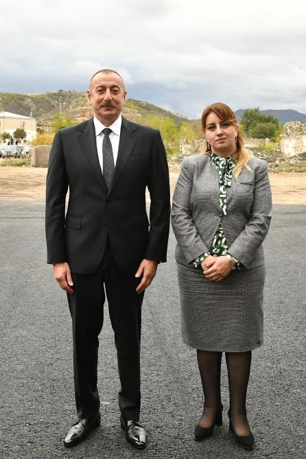 Президент Ильхам Алиев и Первая леди Мехрибан Алиева встретились с представителями общественности Зангилана (ФОТО/ВИДЕО)