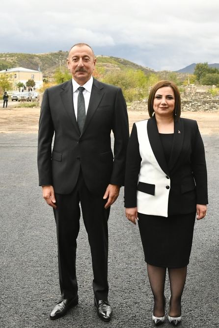 Президент Ильхам Алиев и Первая леди Мехрибан Алиева встретились с представителями общественности Зангилана (ФОТО/ВИДЕО)