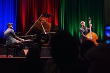 Потрясающий концерт в Страсбурге. Азербайджанцы и французы в едином порыве этно-джаза (ВИДЕО,ФОТО)