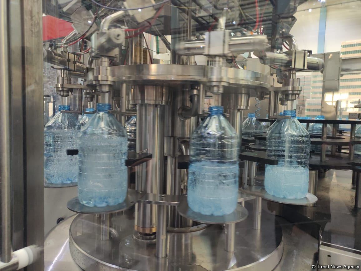 Азербайджан будет экспортировать в Европу минеральную воду (ФОТО)