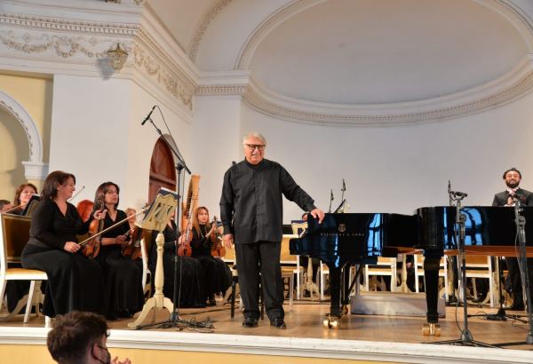 Бакинская музыкальная академия с большим размахом отмечает 100-летний юбилей (ФОТО)