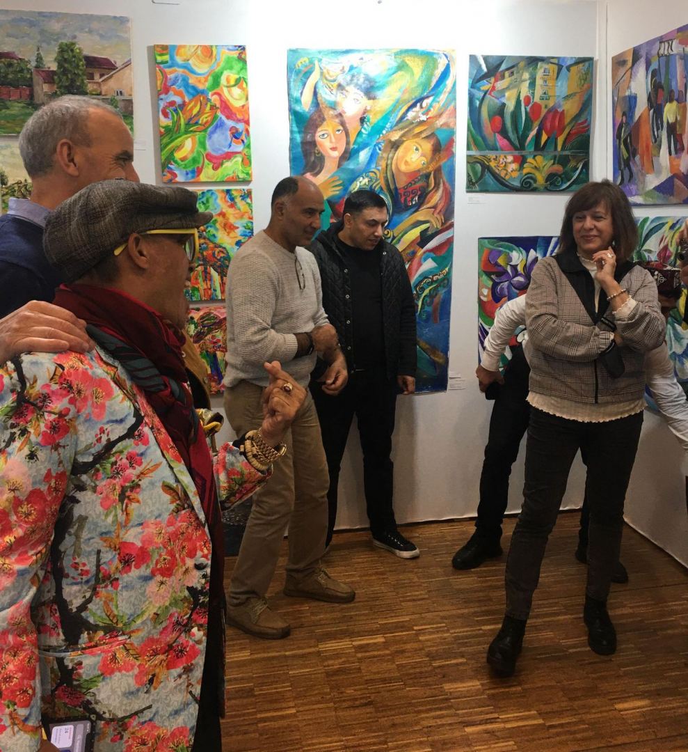 Работы азербайджанских художников в Лувре вызвали восторг парижан (ФОТО/ВИДЕО)