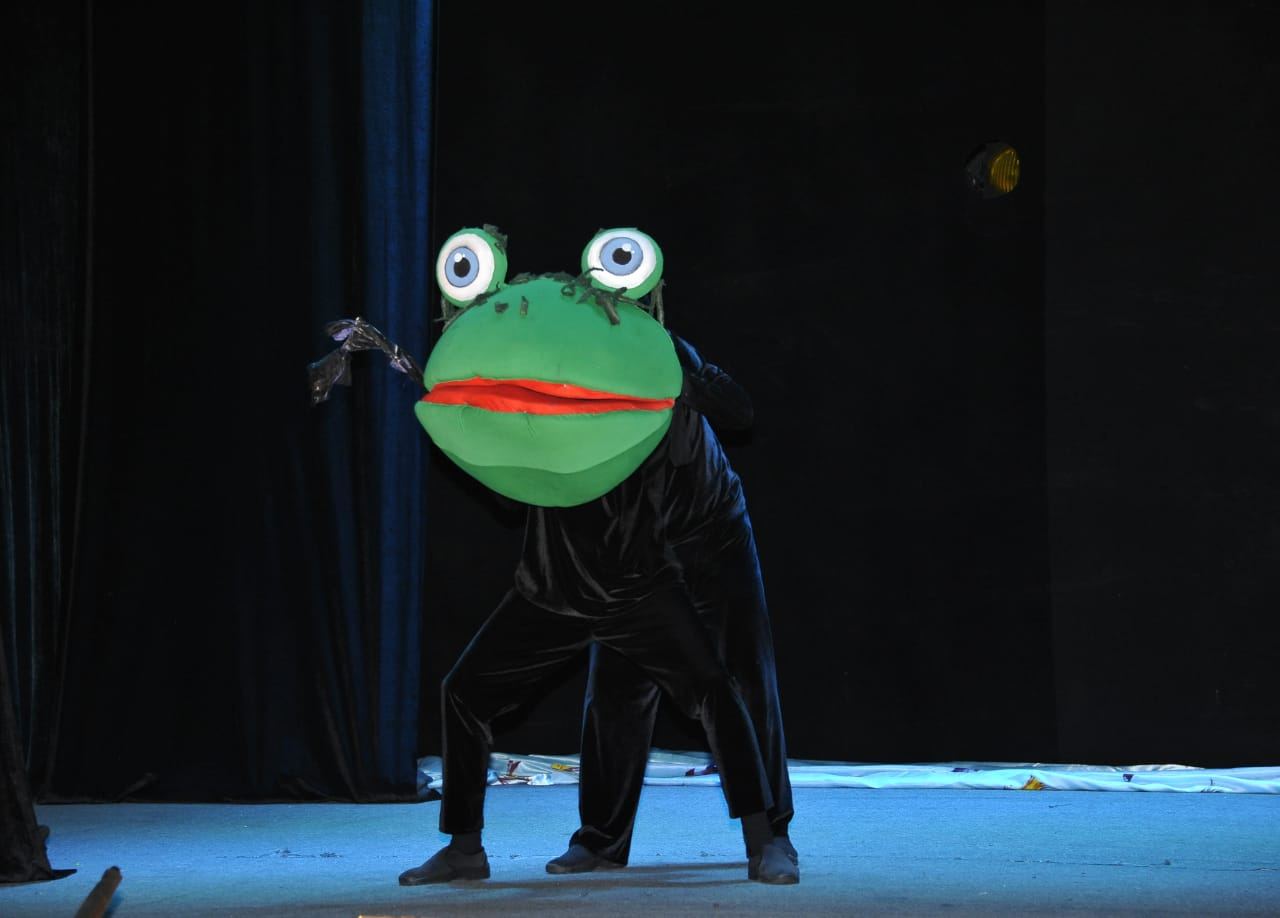 Однажды в Баку… Жизнь состоит только из того, чтобы есть, спать и бессмысленно проводить время? (ФОТО/ВИДЕО)