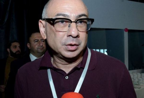 Буду счастлив, если меня забросают вопросами… - Эльшан Мамедов о работе в российском ГИТИСе (ФОТО)