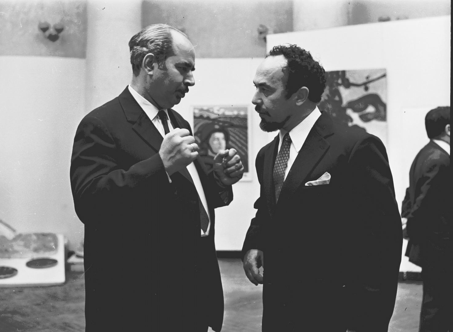 Из Вильнюса в Баку - в Госфильмофонд переданы уникальные снимки Тогрула Нариманбекова (ФОТО)