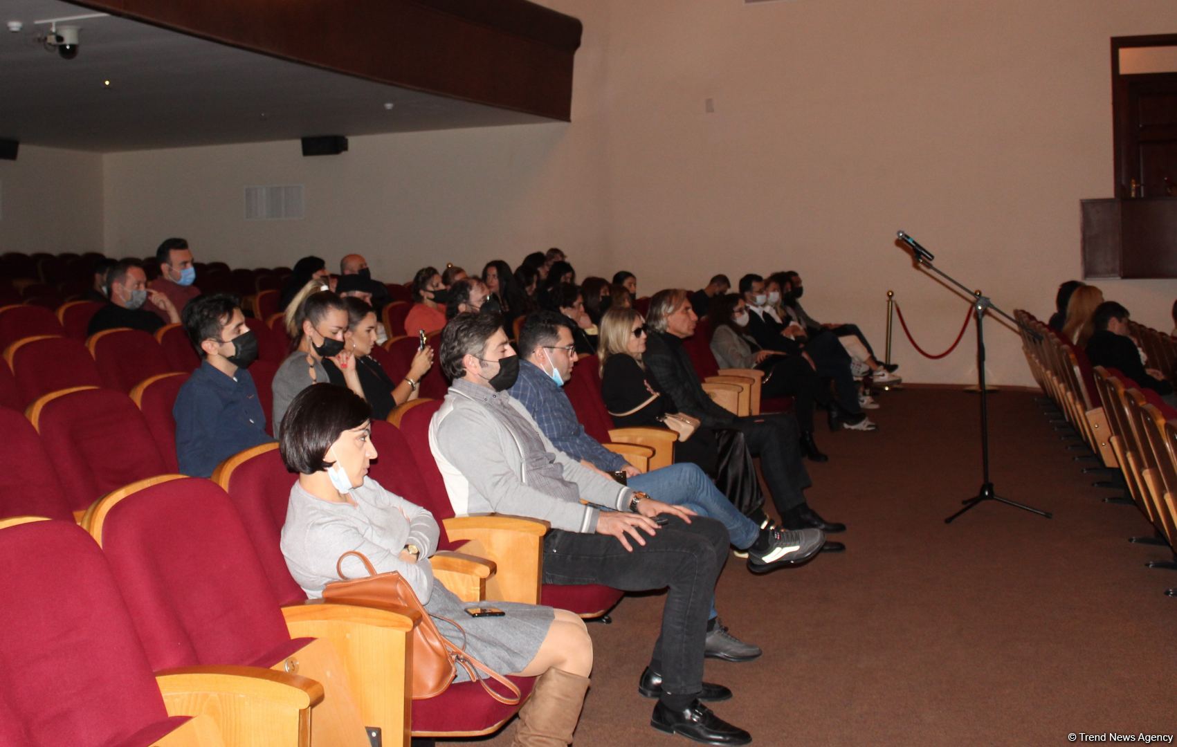 YARAT представил проект "Культурная перезагрузка" – первый гость из ГИТИСа (ФОТО)