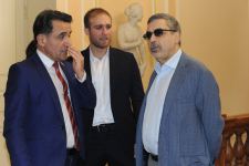 Азербайджанский поэт отмечен престижной премией в Москве. Сахиб Мамедов награжден золотым знаком и званием "Золотое перо Руси" (ФОТО)