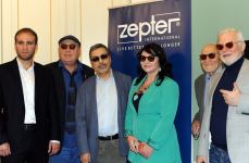 Азербайджанский поэт отмечен престижной премией в Москве. Сахиб Мамедов награжден золотым знаком и званием "Золотое перо Руси" (ФОТО)