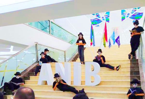 Продай свою книгу - инновационный проект на первой Сумгайытской книжной выставке (ФОТО)