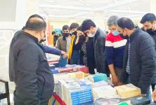 Продай свою книгу - инновационный проект на первой Сумгайытской книжной выставке (ФОТО)