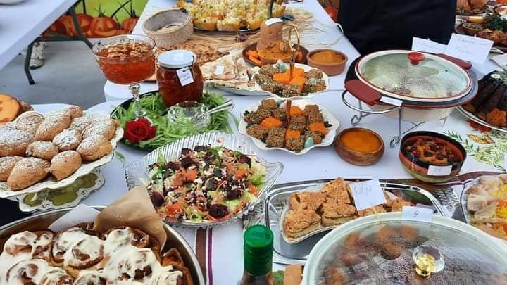 Ведьмы, призраки, вампиры и другие герои фестиваля тыквы в Баку (ФОТО/АУДИО)