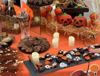 Ведьмы, призраки, вампиры и другие герои фестиваля тыквы в Баку (ФОТО/АУДИО)