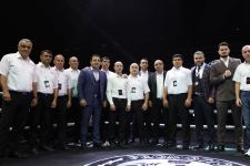 В Баку прошли битвы профессиональных боксеров  в черных папахах (ФОТО)