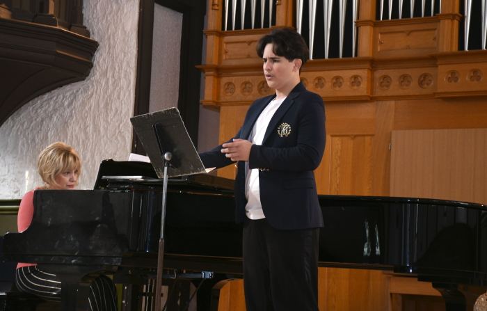 Классическую музыку нельзя превращать в погоню за деньгами – советы всемирно известных вокалистов юным азербайджанцам (ФОТО)