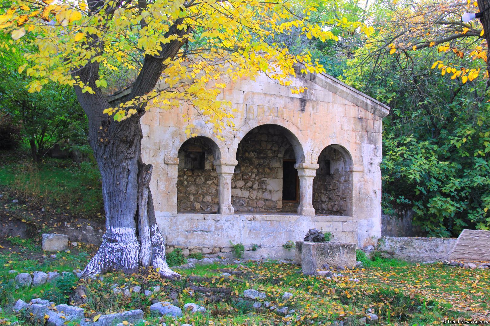Золотая осень в Шахбулаге! Красота хрустального родника и кристального воздуха (ВИДЕО, ФОТО)