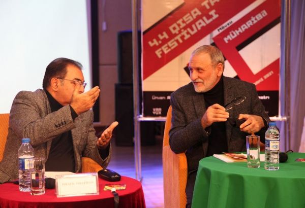 Сражающийся тар, или До последнего дыхания – как в Баку завершился Фестиваль спектаклей 4.4 (ФОТО)