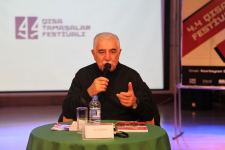 Сражающийся тар, или До последнего дыхания – как в Баку завершился Фестиваль спектаклей 4.4 (ФОТО)