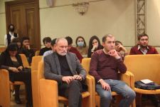 Сражающийся тар, или До последнего дыхания – как в Баку завершился Фестиваль спектаклей 4.4 (ФОТО)