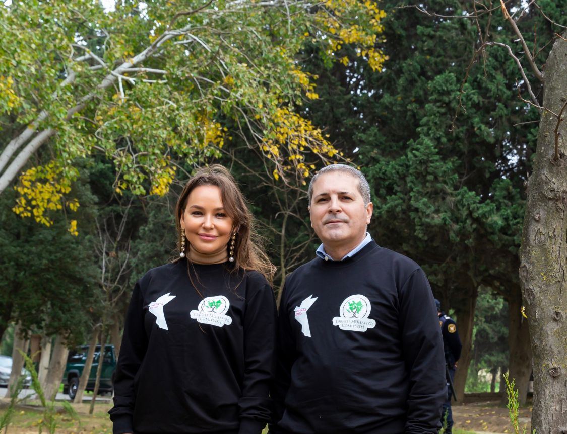 Общество охраны природы, члены семей шехидов и гази Отечественной войны провели акцию в честь Дня Победы (ФОТО)