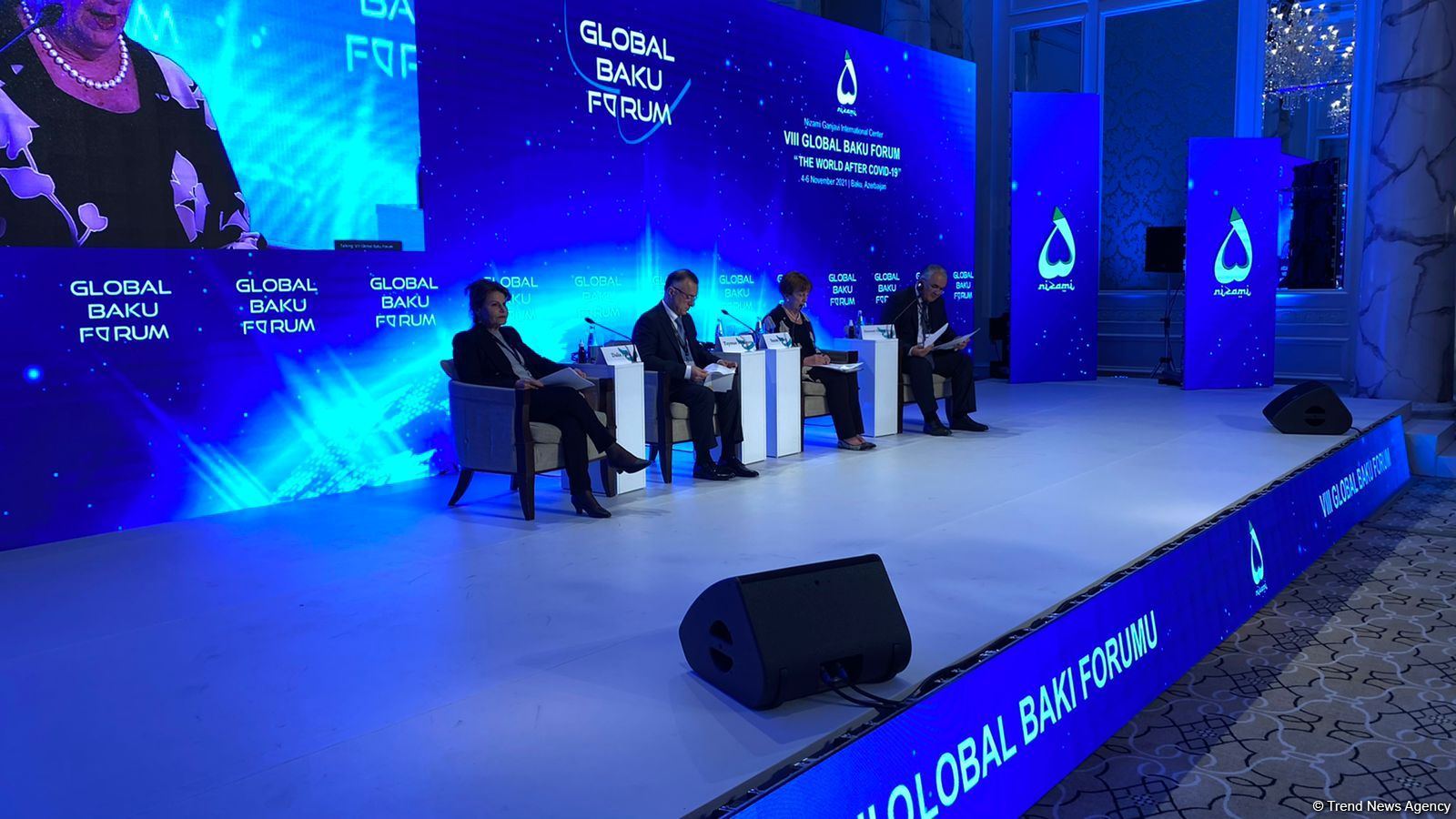 В рамках VIII Глобального Бакинского форума проводятся очередные панельные дискуссии (ФОТО)
