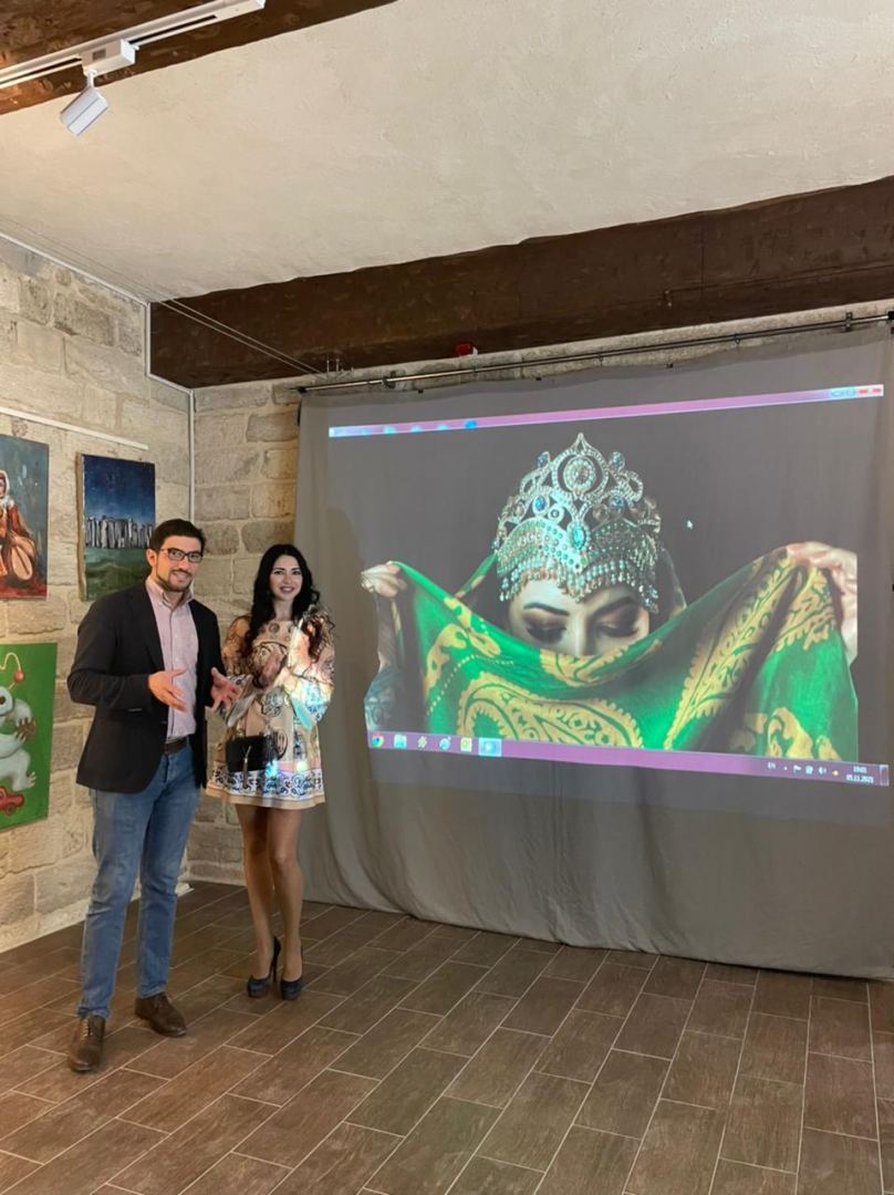 В Баку появилась Хорезмская красавица (ФОТО/ВИДЕО)