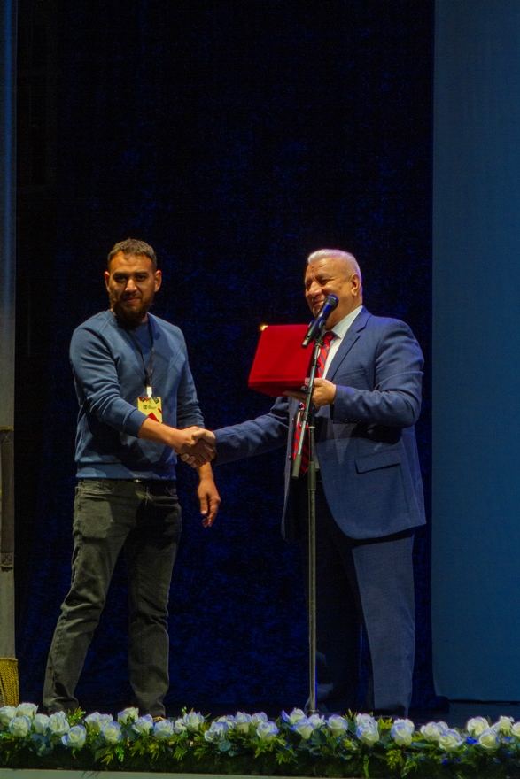 В Баку прошла церемония награждения победителей Фестиваля спектаклей 4.4  (ФОТО)