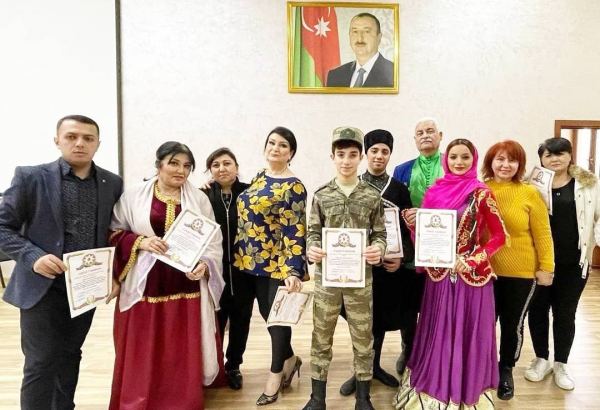 Известные актеры отметили День Победы с военнослужащими (ФОТО)