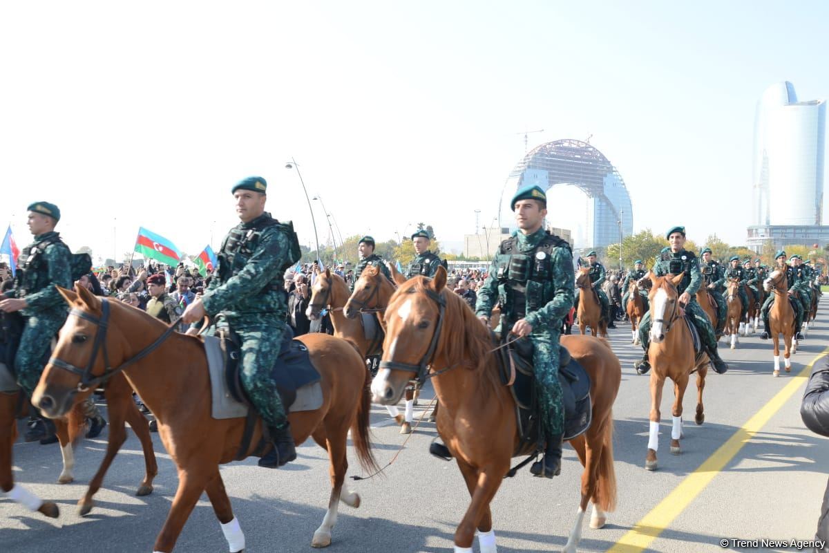 В Баку состоялись шествие и флешмоб, посвященные Дню Победы (ФОТО/ВИДЕО)