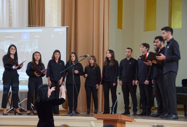 Диалог музыкальных культур Востока и Запада - 100 авторитетных ученых в Баку (ФОТО)