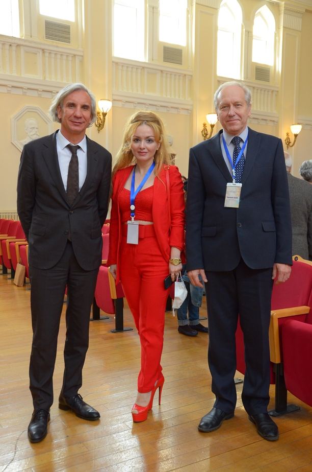 Диалог музыкальных культур Востока и Запада - 100 авторитетных ученых в Баку (ФОТО)