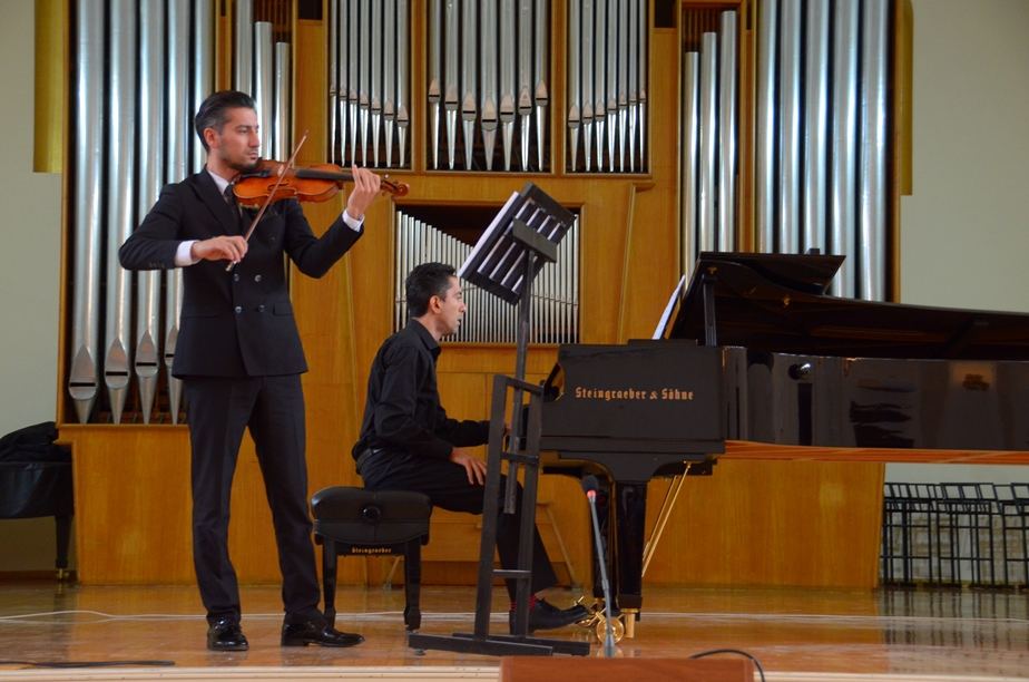 Диалог музыкальных культур Востока и Запада - 100 авторитетных ученых в Баку (ФОТО)