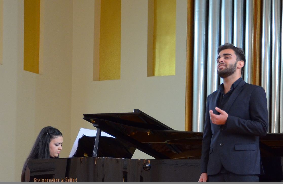 Диалог музыкальных культур Востока и Запада - 100 авторитетных ученых в Баку (ФОТО)