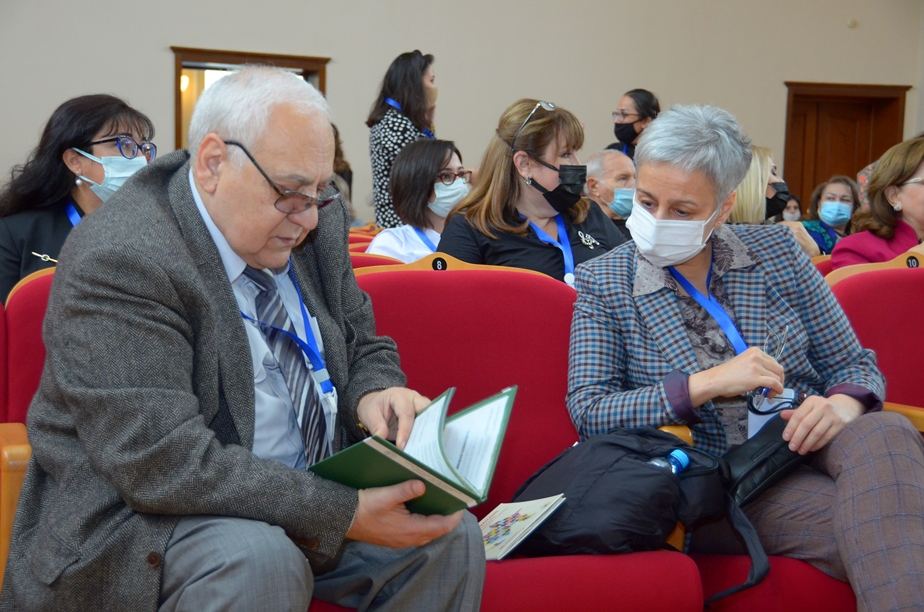 Диалог музыкальных культур Востока и Запада - 100 авторитетных ученых в Баку (ФОТО)