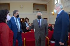 Диалог музыкальных культур Востока и Запада - 100 авторитетных ученых в Баку (ФОТО)