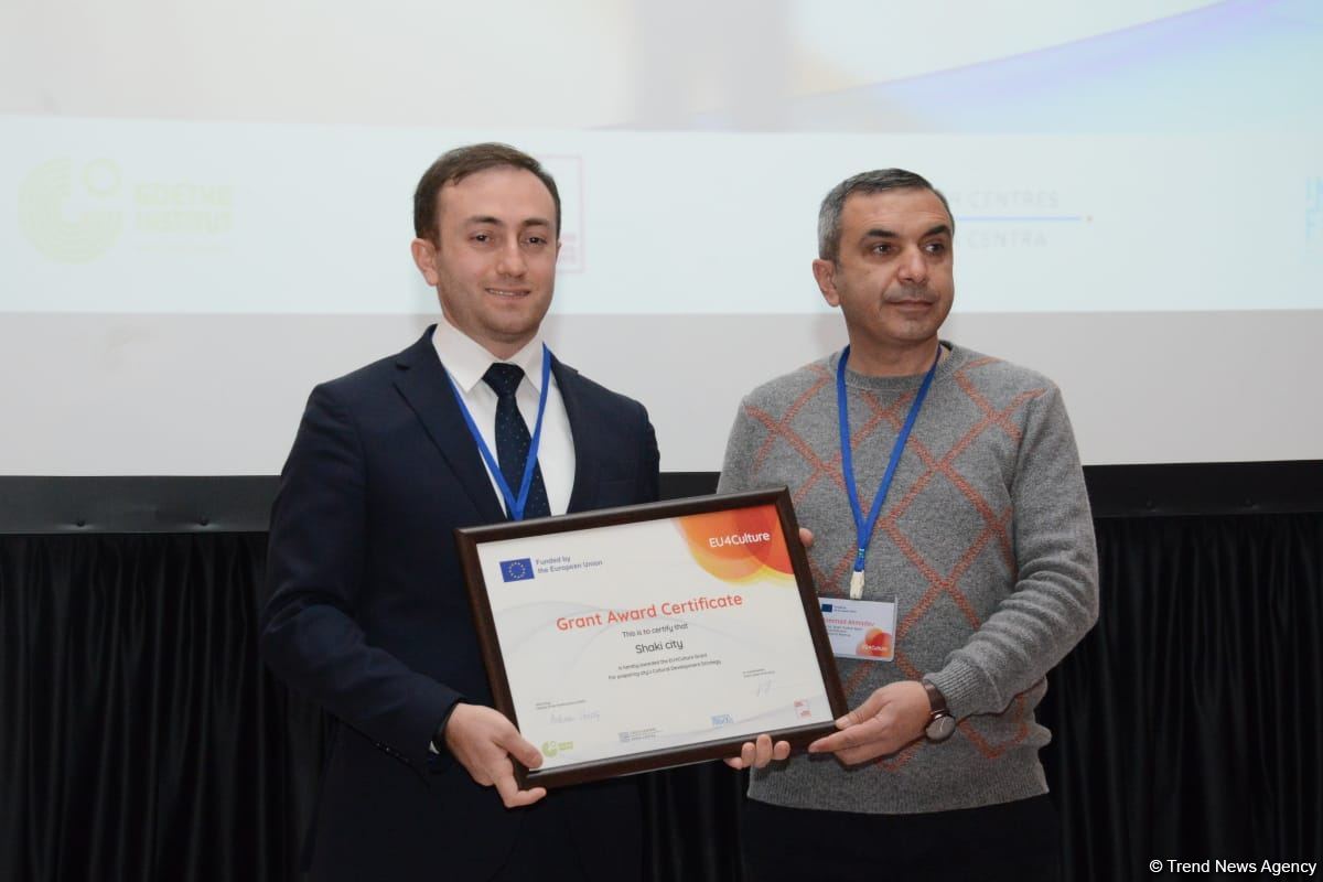Шеки, Хырдалан и Лянкяран получили гранты в размере 30 тыс. евро от проекта ЕС (ФОТО)
