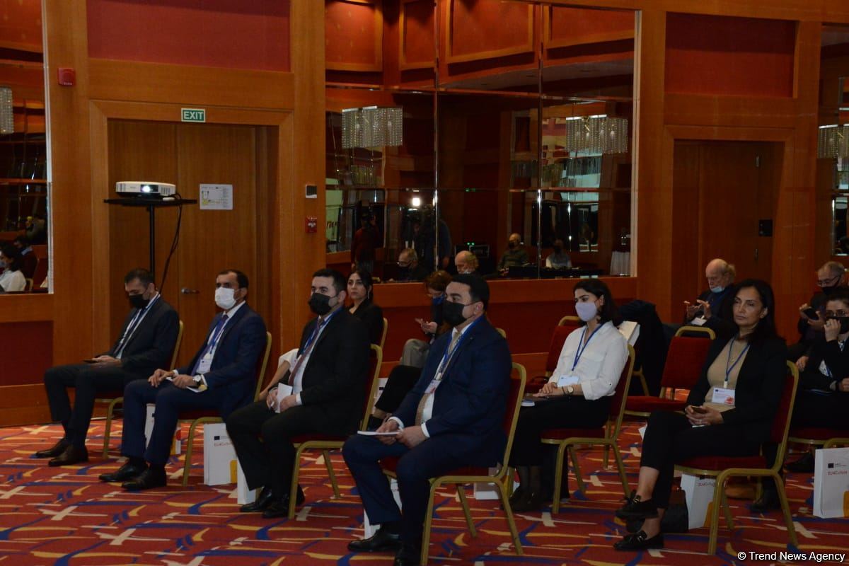 Шеки, Хырдалан и Лянкяран получили гранты в размере 30 тыс. евро от проекта ЕС (ФОТО)