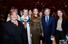 Президенту Бакинского медиа-центра Арзу Алиевой вручена «Награда Шараф» (ФОТО)