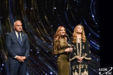 Президенту Бакинского медиа-центра Арзу Алиевой вручена «Награда Шараф» (ФОТО)