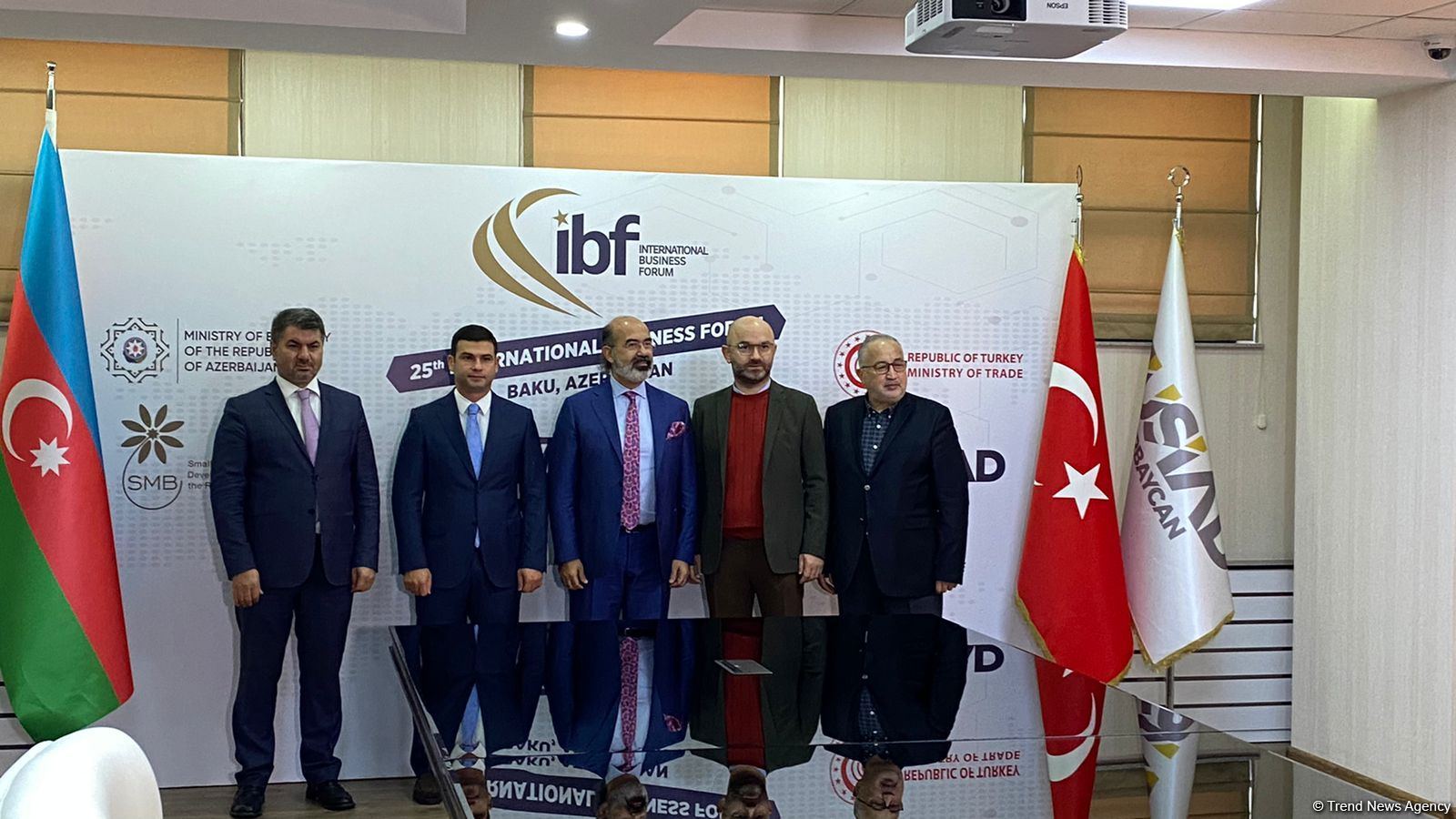 Агентство Азербайджана по развитию МСБ проведет в Баку очередной международный бизнес-форум (ФОТО)