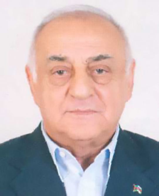 Президент Ильхам Алиев и Первая леди Мехрибан Алиева подписали некролог в связи с кончиной Расима Алиева