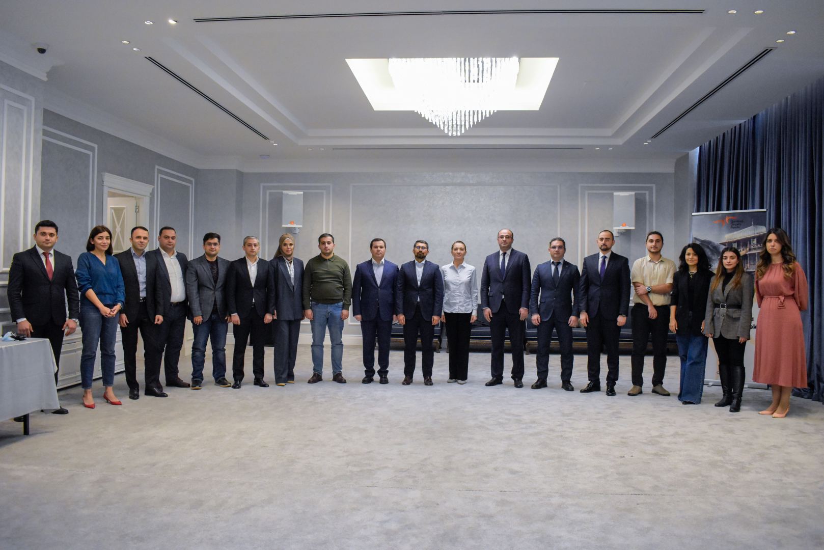 Фонд Возрождения Карабаха провел встречу с победителями и финалистами конкурса «Yüksəliş» («Восхождение»)