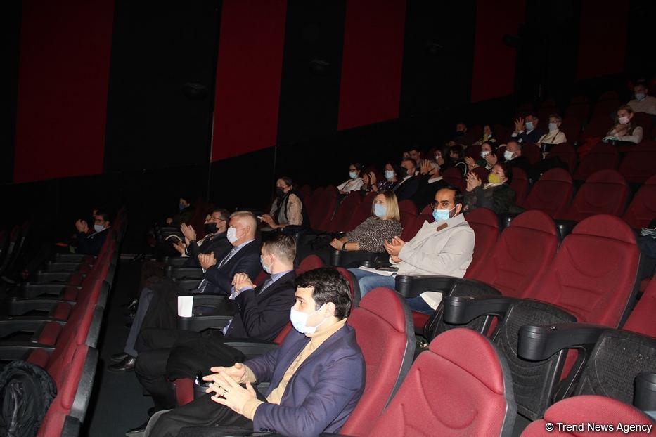 В каждой секунде 12 рисунков, но бывает 24… В Баку открылся Фестиваль латвийских анимационных фильмов  (ФОТО)