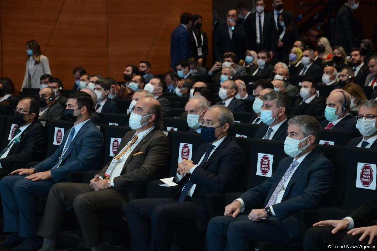 В Баку начал работу 25-й Международный бизнес-форум - IBF (ФОТО)