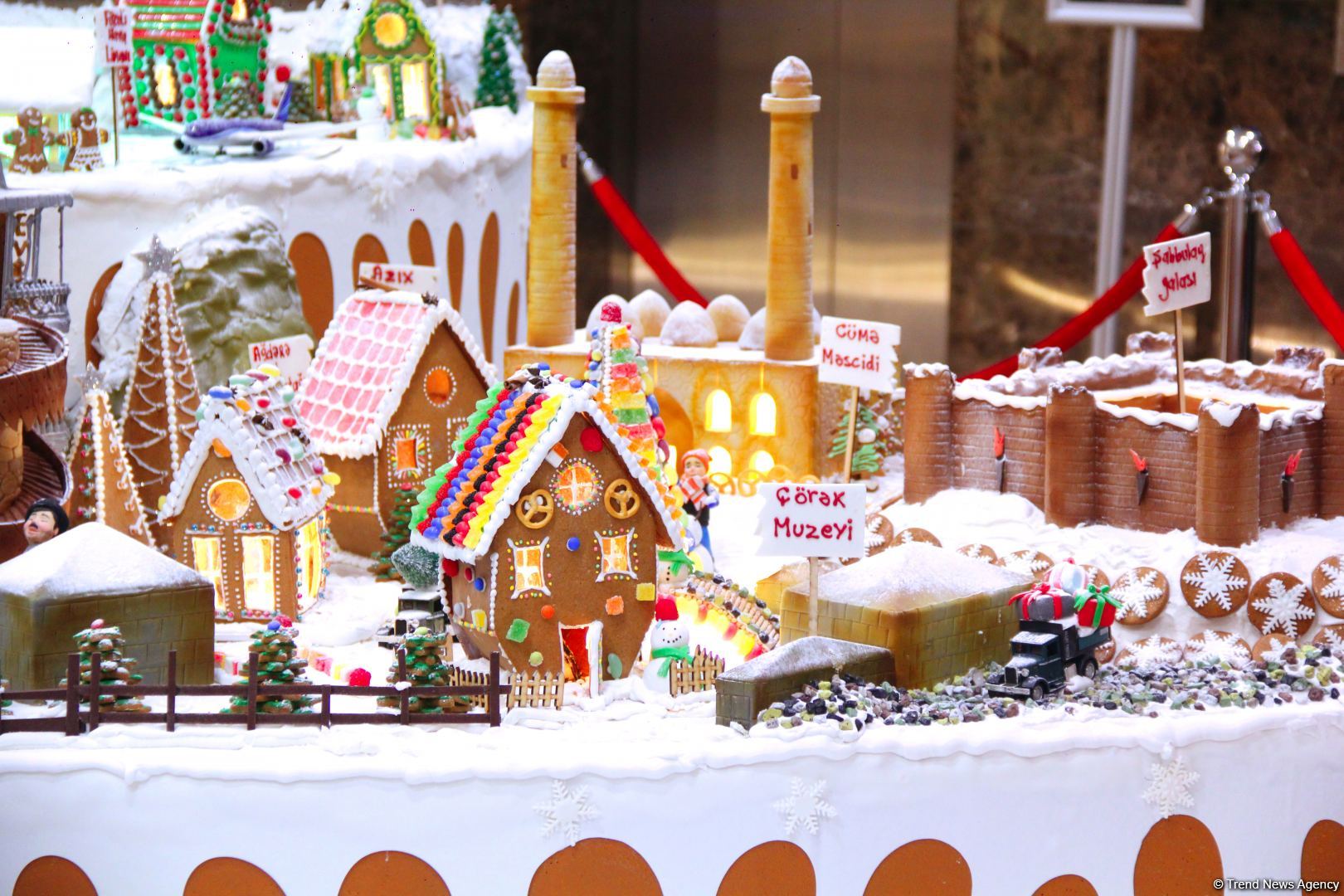 Издательский дом NARGIS открыл Пряничный городок Karabakh – Winter Wonderland  (ФОТО)