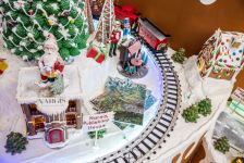 В Port Baku Mall представлена пряничная инсталляция Karabakh – Winter Wonderland в честь Победы Азербайджана (ВИДЕО, ФОТО)