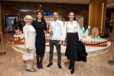 В Port Baku Mall представлена пряничная инсталляция Karabakh – Winter Wonderland в честь Победы Азербайджана (ВИДЕО, ФОТО)