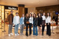 В Port Baku Mall представлена пряничная инсталляция Karabakh – Winter Wonderland в честь Победы Азербайджана (ВИДЕО, ФОТО)