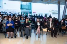 В соответствии с древними традициями в Баку прошла церемония срезания со станка ковра "Гранатовый" (ФОТО)