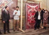 Новый взгляд на Карабахские ковры! В Ичери шехер представлена эксклюзивная коллекция – только 44! (ФОТО)