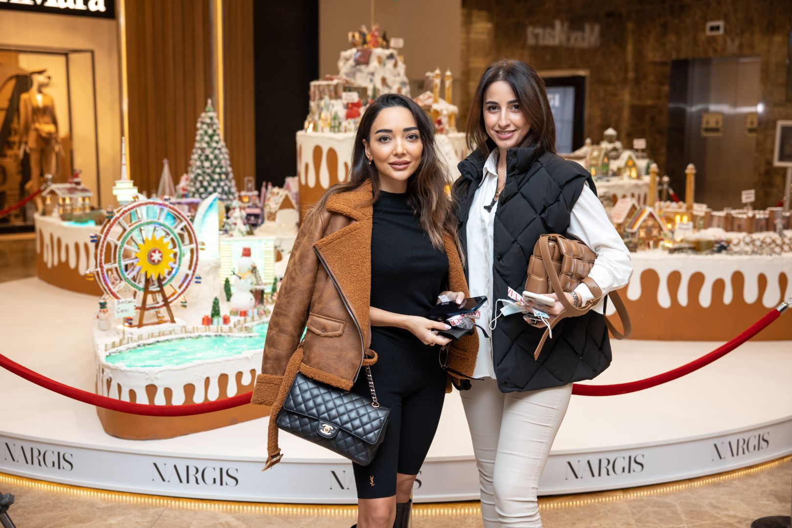 В Port Baku Mall представлена пряничная инсталляция Karabakh – Winter Wonderland в честь Победы Азербайджана (ВИДЕО, ФОТО)